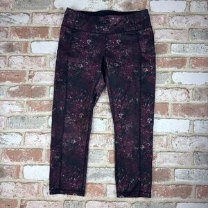 Lucy Studio Hatha Collection Size Medium Capri Leggings Purple Black Yoga Workou